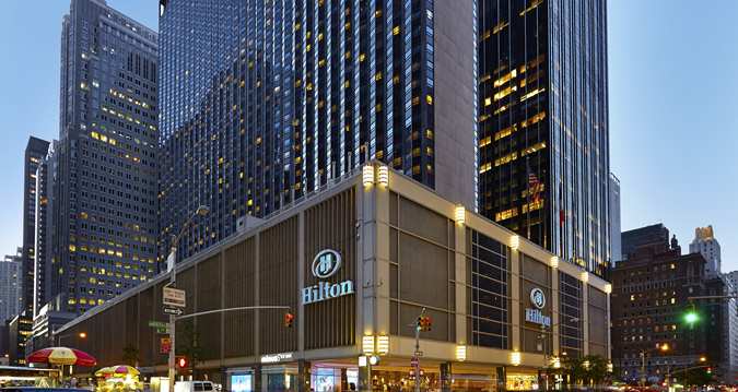 Tập đo&agrave;n kh&aacute;ch sạn Hilton sở hữu những kh&aacute;ch sạn xa hoa bậc nhất tr&ecirc;n thế giới