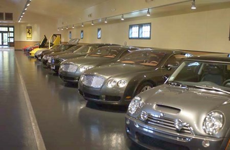 H&igrave;nh ảnh những si&ecirc;u xe của vị Quốc vương gi&agrave;u nhất thế giới