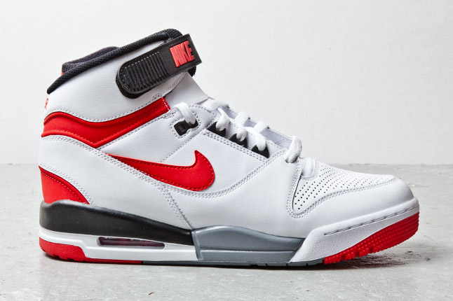 gi&agrave;y nam đẹp sneaker