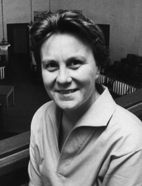 &lsquo;Giết con chim nhại&rsquo; v&agrave; những b&iacute; mật cuộc đời tiểu thuyết gia Harper Lee