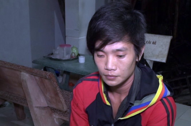 Đối tượng Phạm Thị Hận bị c&ocirc;ng an bắt giữ để điều tra về tội giết người