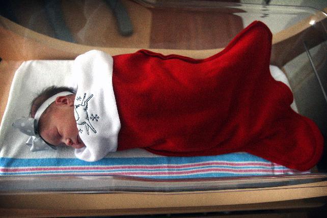 Để giữ ấm cho trẻ khi ngủ trong m&ugrave;a đ&ocirc;ng n&agrave;y, bố mẹ c&oacute; thể lựa chọn c&aacute;c loại t&uacute;i ngủ được thiết kế d&agrave;nh ri&ecirc;ng cho b&eacute;