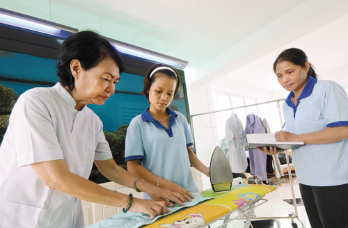 Sắp có tiêu chuẩn kỹ năng nghề giúp việc gia đình Sắp có tiêu chuẩn kỹ năng nghề giúp việc gia đình