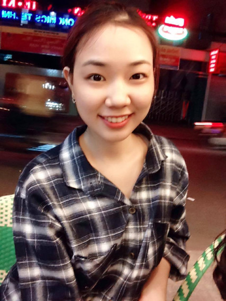 Dù đang nằm trên giường bệnh nhưng nữ sinh bị tạt axit vẫn giữ được niềm lạc quan đáng khâm phục và có những suy nghĩ rất chín chắn ở tuổi 20. 