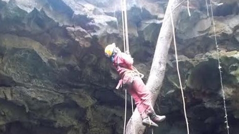 Các nhà khoa học của Hội hang động Nhật Bản đã khám phá ra hệ thống hang động núi lửa lớn nhất Đông Nam Á tại khu vực Tây Nguyên. Đây được coi là di sản thiên nhiên độc đáo của quá trình phun trào núi lửa cách đây hàng triệu năm. Các nhà khoa học của Hội hang động Nhật Bản đã khám phá ra hệ thống hang động núi lửa lớn nhất Đông Nam Á tại khu vực Tây Nguyên. Đây được coi là di sản thiên nhiên độc đáo của quá trình phun trào núi lửa cách đây hàng triệu năm.