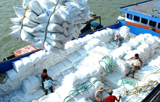H&agrave;ng r&agrave;o kỹ thuật thị trường Indonesia