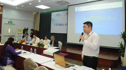 B&aacute;o SGGP phối hợp với Ủy ban An to&agrave;n giao th&ocirc;ng Quốc gia, Cục H&agrave;ng kh&ocirc;ng Việt Nam tổ chức buổi tọa đ&agrave;m với chủ đề &ldquo;Văn h&oacute;a an to&agrave;n h&agrave;ng kh&ocirc;ng&rdquo;.