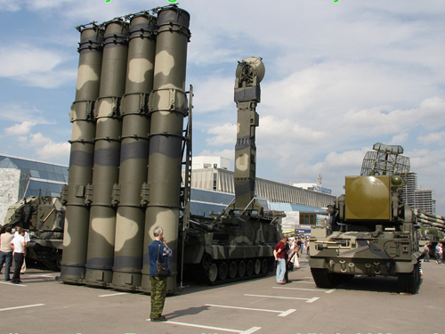Nếu Nga thực sự triển khai t&ecirc;n lửa đất đối kh&ocirc;ng S-300 tới Syria th&igrave; đ&acirc;y sẽ l&agrave; yếu tố xoay chuyển t&igrave;nh h&igrave;nh chiến sự Syria