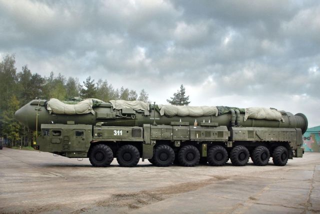 T&ecirc;n lửa đạn đạo RS-24 Yars c&oacute; tầm bắn l&ecirc;n tới 11.000km