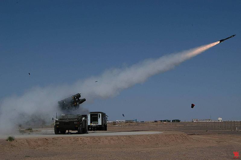 Hệ thống t&ecirc;n lửa S-500 l&agrave; phi&ecirc;n bản n&acirc;ng cấp vượt trội của S-400