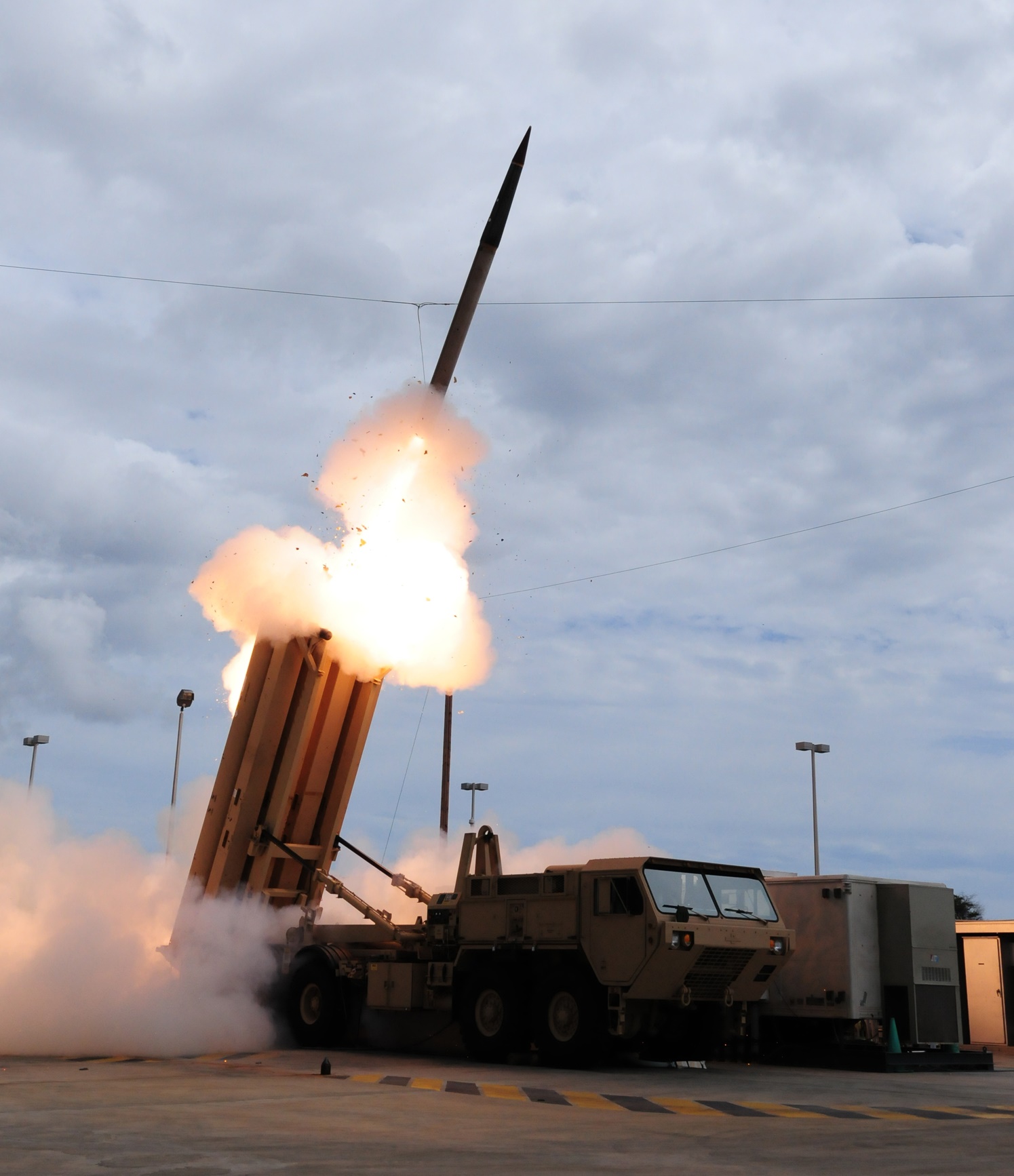 Việc triển khai hệ thống t&ecirc;n lửa THAAD tại H&agrave;n Quốc đ&atilde; bị tạm ho&atilde;n