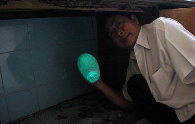 H&ograve;n đ&aacute; ph&aacute;t s&aacute;ng tại Đồng Nai l&agrave; hiện tượng b&iacute; ẩn chưa c&oacute; lời  giải   đ&aacute;p