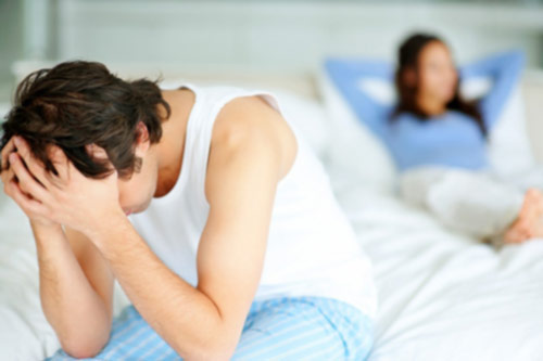 Hiện tượng b&iacute; ẩn đau đầu khi 'y&ecirc;u' xảy ra với 1% d&acirc;n số thế giới