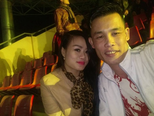 Hiệp G&agrave; bất ngờ khoe người y&ecirc;u xinh như hotgirl