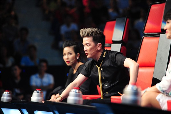 Mr. Đàm nhận cát-xê 3 tỷ ngồi ghế nóng The Voice 2015 Mr. Đàm nhận cát-xê 3 tỷ ngồi ghế nóng The Voice 2015