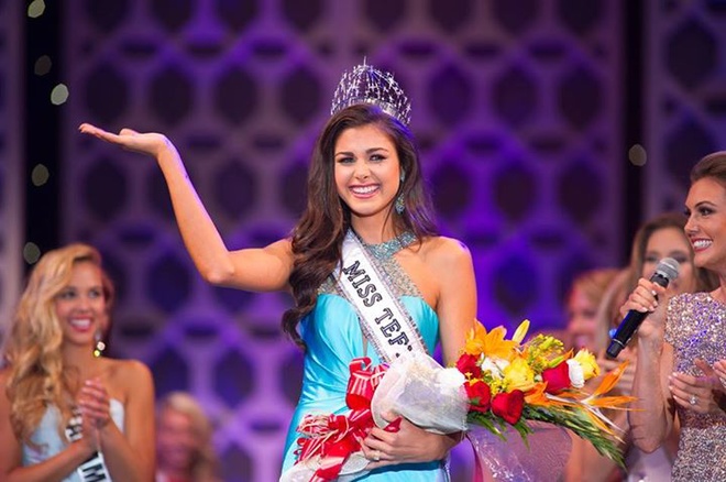 Katherine Haik  gi&agrave;nh chiến thắng trong đ&ecirc;m chung kết Miss Teen Mỹ 2015 diễn ra tối 22/8 (giờ địa phương)