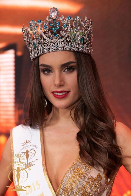 Hoa hậu của c&aacute;c hoa hậu 2015 ch&iacute;nh thức lộ diện