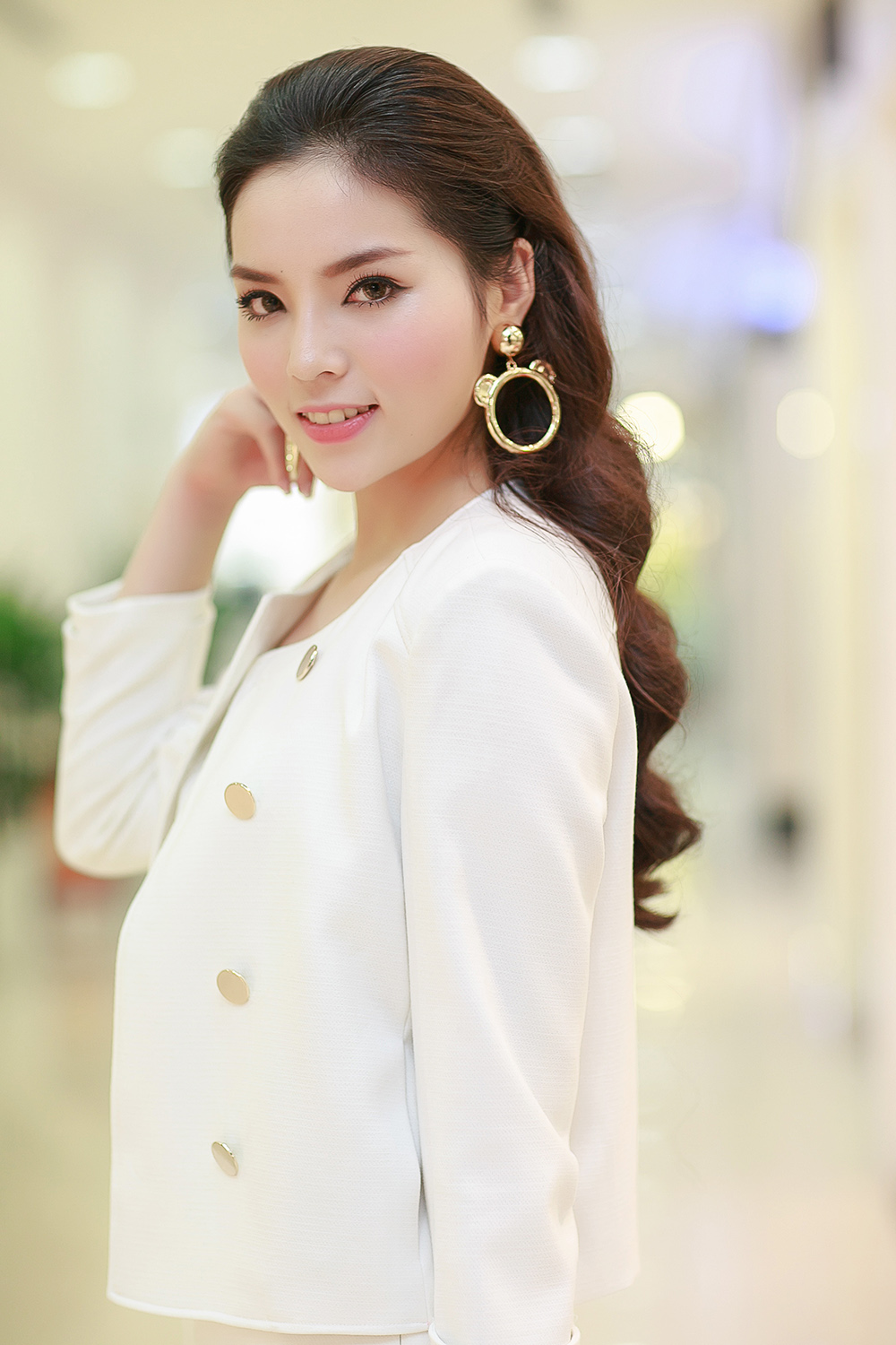 Kỳ Duyên cho biết, sắp tới cô cũng sẽ cố gắng tham tham gia nhiều hơn các hoạt động tham công tác xã hội vào những ngày cuối tuần khikhông có lịch học. Kỳ Duyên cho biết, sắp tới cô cũng sẽ cố gắng tham tham gia nhiều hơn các hoạt động tham công tác xã hội vào những ngày cuối tuần khikhông có lịch học.