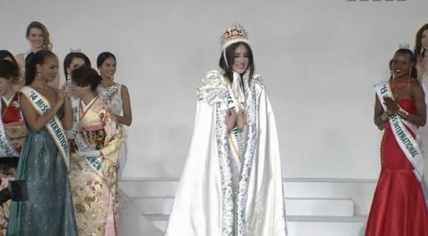 Edymar Mart&iacute;nez năm nay 20 tuổi, đoạt giải Hoa hậu Venezuela quốc tế năm 2014