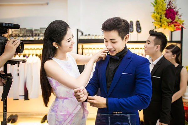 Sự kiện c&ograve;n c&oacute; sự tham dự của MC Nguy&ecirc;n Khang 