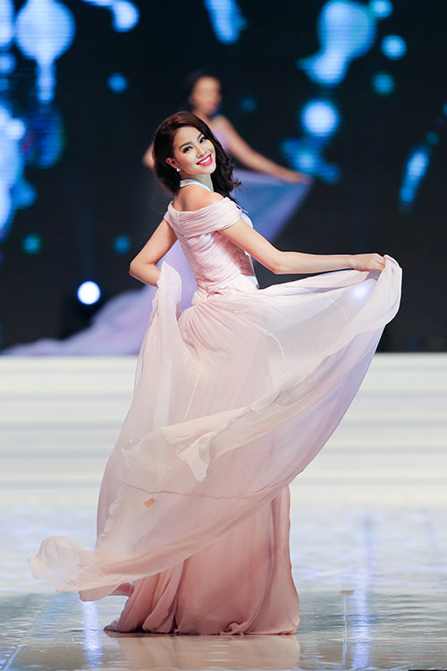 Hoa hau hoan vu nam 2015