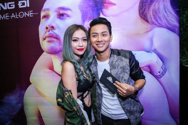 Hoài L&acirc;m khá b&acirc;́t ngờ khi xem MV gắn mác 18+ của c&ocirc; bạn th&acirc;n 