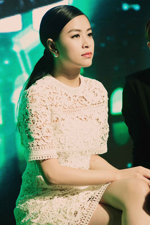 Ho&agrave;ng Th&ugrave;y Linh ch&iacute;nh thức l&ecirc;n tiếng xin r&uacute;t khỏi &lsquo;The Remix 2016&rsquo;