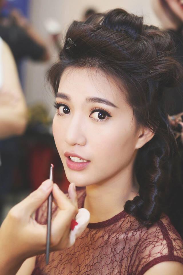 ngam-ve-dep-trong-veo-kho-cuong-cua-nu-mc-sing-my-song
