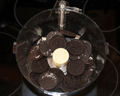 cach-lam-Socola-truffle-cheesecake-tu-Oreo-khien-chang-me-man