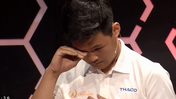 he-lo-ve-chang-thanh-giong-cua-duong-len-dinh-olympia-nam-17