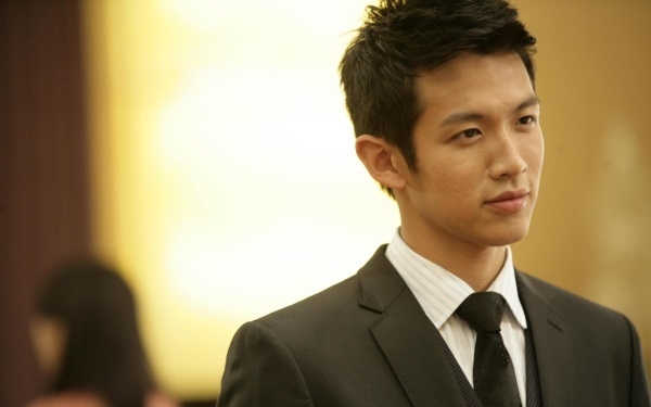 diem-danh-nhung-nghe-si-tung-bi-cam-cua-truyen-hinh-vi-scandal