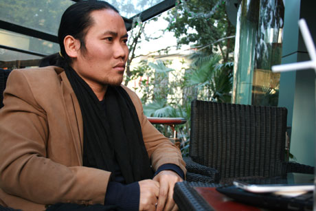 tran-thanh-bi-cam-song-tren-dai-th-vinh-long-cac-nghe-si-hai-khac-noi-gi