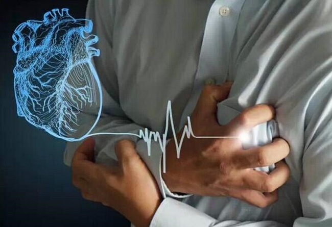 Mẹ khiến con bị liệt mặt, m&eacute;o miệng v&igrave; h&agrave;nh động n&agrave;y sau khi tắm