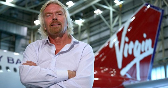 Những nguy&ecirc;n tắc quản l&yacute; kh&ocirc;ng giống ai của tỷ ph&uacute; 'dị' Richard Branson
