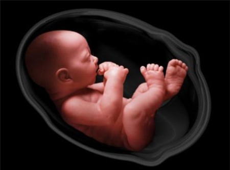 3 tư thế ngủ sai lầm mẹ bầu kh&ocirc;ng biết l&agrave; đang v&ocirc; t&igrave;nh hại con
