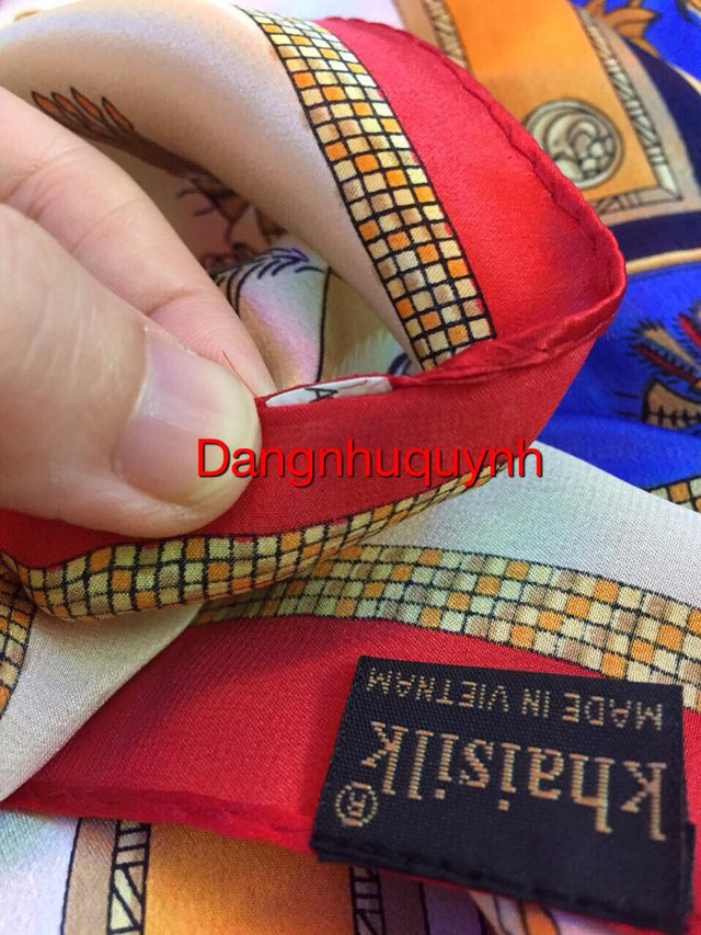 '1 t&ecirc;n 2 họ', nguồn gốc thật sự khăn lụa Khaisilk ở đ&acirc;u?