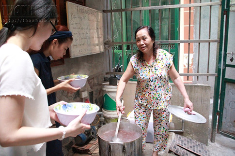 Chuyện b&agrave; chủ khu trọ được mệnh danh 'vui t&iacute;nh, tốt bụng nhất Vịnh Bắc Bộ'