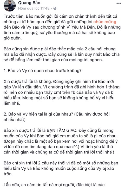 Với ngoại h&igrave;nh nhỏ nhắn, gương mặt dễ thương, sự xuất hiện của Vy tr&ecirc;n s&acirc;n khấu đ&atilde; &ldquo;đốn tim&rdquo; kh&ocirc;ng &iacute;t so&aacute;i ca ngồi tr&ecirc;n ghế n&oacute;ng. 