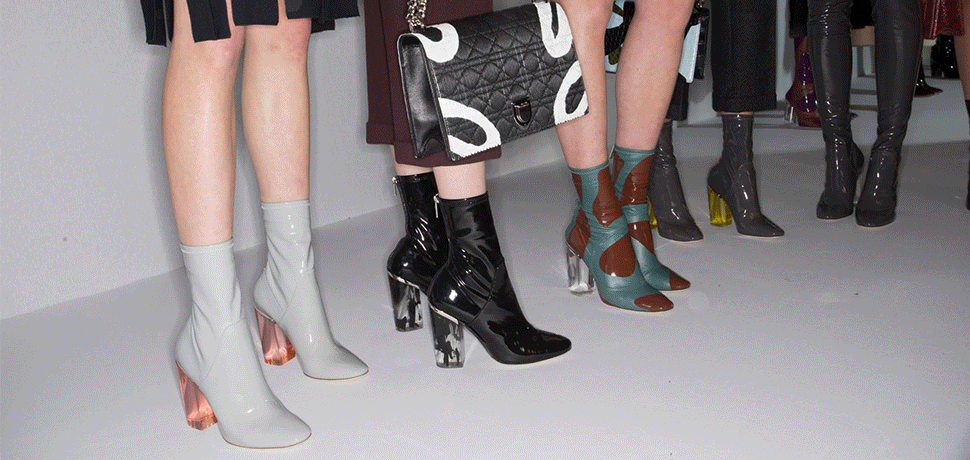 Đ&acirc;y ch&iacute;nh l&agrave; kiểu boot hot nhất năm nay, sao Việt lẫn sao ngoại đều m&ecirc; mẩn