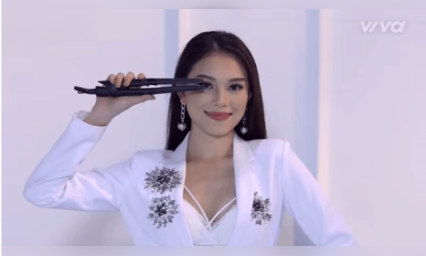 The Look h&eacute; lộ th&iacute; sinh: C&ocirc; g&aacute;i khiến cư d&acirc;n mạng sửng sốt v&igrave; qu&aacute; giống Phạm Hương