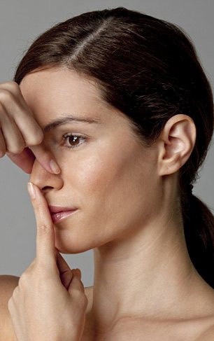 5 C&aacute;ch n&acirc;ng mũi tự nhi&ecirc;n thon gọn kh&ocirc;ng cần phẫu thuật
