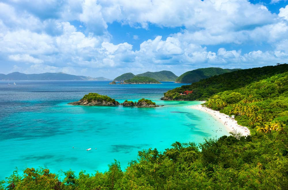 Top 10 b&atilde;i biển đẹp nhất h&agrave;nh tinh m&ecirc; mẩn l&ograve;ng người