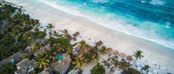 Top 10 b&atilde;i biển đẹp nhất h&agrave;nh tinh m&ecirc; mẩn l&ograve;ng người