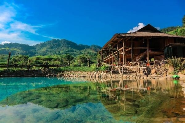 M&ugrave;a đ&ocirc;ng n&agrave;y nhất định phải đến Y&ecirc;n B&aacute;i ng&acirc;m m&igrave;nh trong suối nước n&oacute;ng, ngắm ruộng bậc thang
