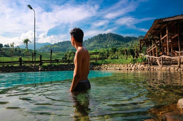 M&ugrave;a đ&ocirc;ng n&agrave;y nhất định phải đến Y&ecirc;n B&aacute;i ng&acirc;m m&igrave;nh trong suối nước n&oacute;ng, ngắm ruộng bậc thang