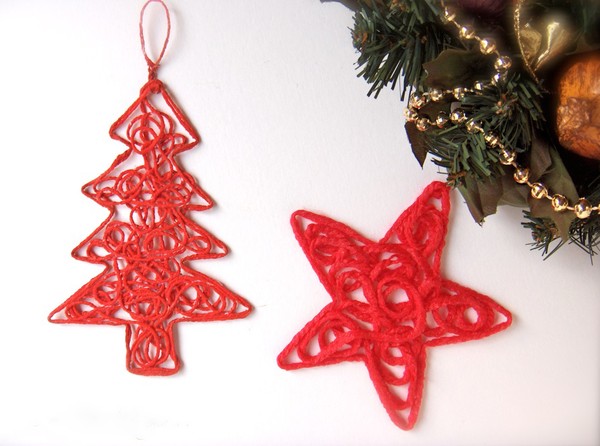 Tự l&agrave;m c&acirc;y th&ocirc;ng Noel trang tr&iacute; g&oacute;c l&agrave;m việc c&ocirc;ng sở m&ugrave;a Gi&aacute;ng sinh