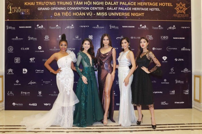D&agrave;n th&iacute; sinh Miss Universe Vietnam xuất hiện n&oacute;ng bỏng tại đ&ecirc;m dạ tiệc HHHV