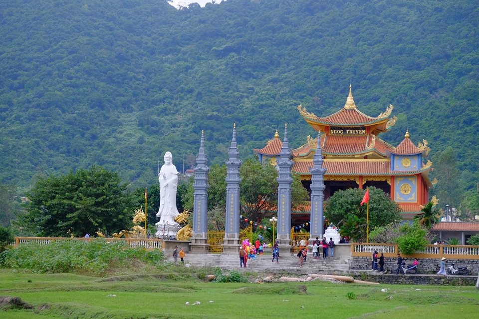 Kinh nghiệm du lịch C&ugrave; Lao Ch&agrave;m đầy đủ, chi tiết nhất