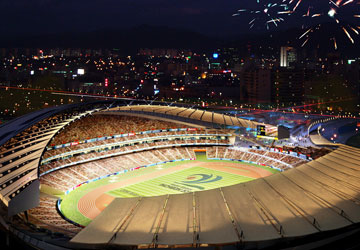 Việt Nam n&ecirc;n r&uacute;t lui khỏi ASIAD 18?