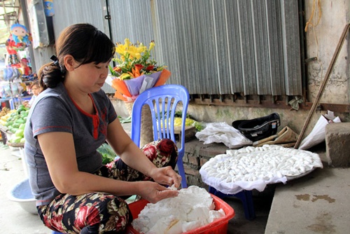 V&agrave;o ng&agrave;y 3/3 &acirc;m lịch, người Việt thường l&agrave;m b&aacute;nh tr&ocirc;i, b&aacute;nh chay, nấu x&ocirc;i ch&egrave; lễ Phật v&agrave; c&uacute;ng gia ti&ecirc;n